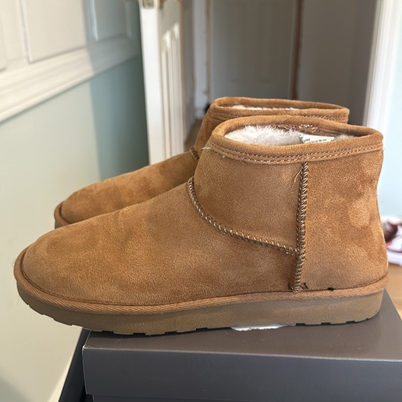 COPY - Arizona Womens Sandie Flat Heel Winter Boots, excellent condition - Picture 4 of 5